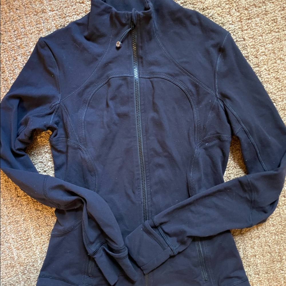 Lululemon jacket size 6 fitted